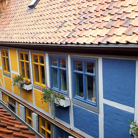Fachwerkhotel - Ferienhaeuser Vorhof Zur Hoelle Кведлинбург Екстериор снимка