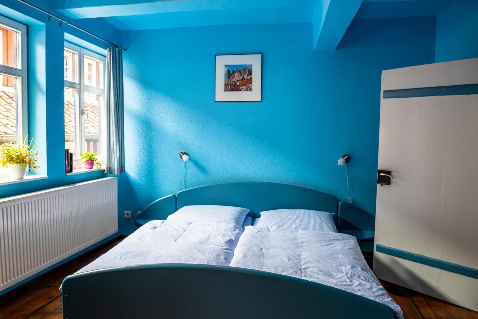 Fachwerkhotel - Ferienhaeuser Vorhof Zur Hoelle Кведлинбург Екстериор снимка
