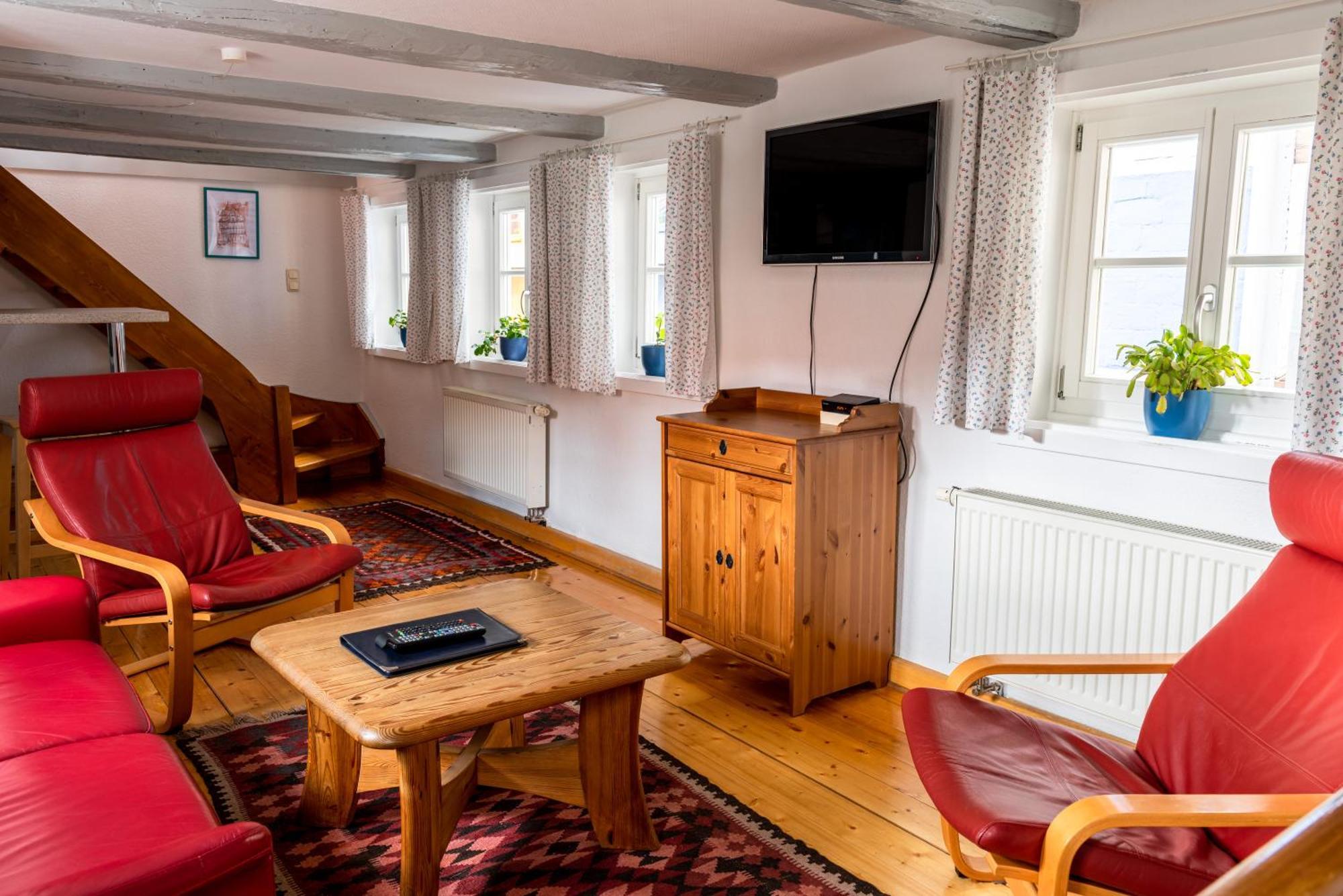 Fachwerkhotel - Ferienhaeuser Vorhof Zur Hoelle Кведлинбург Екстериор снимка